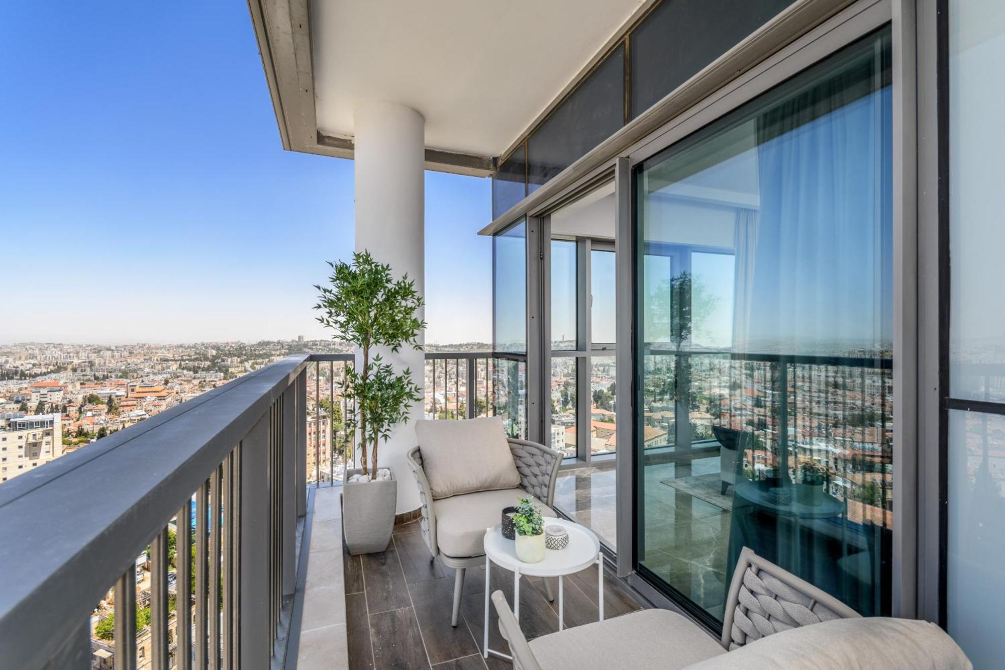 Unique Masterpiece In The Heart Of Appartamento