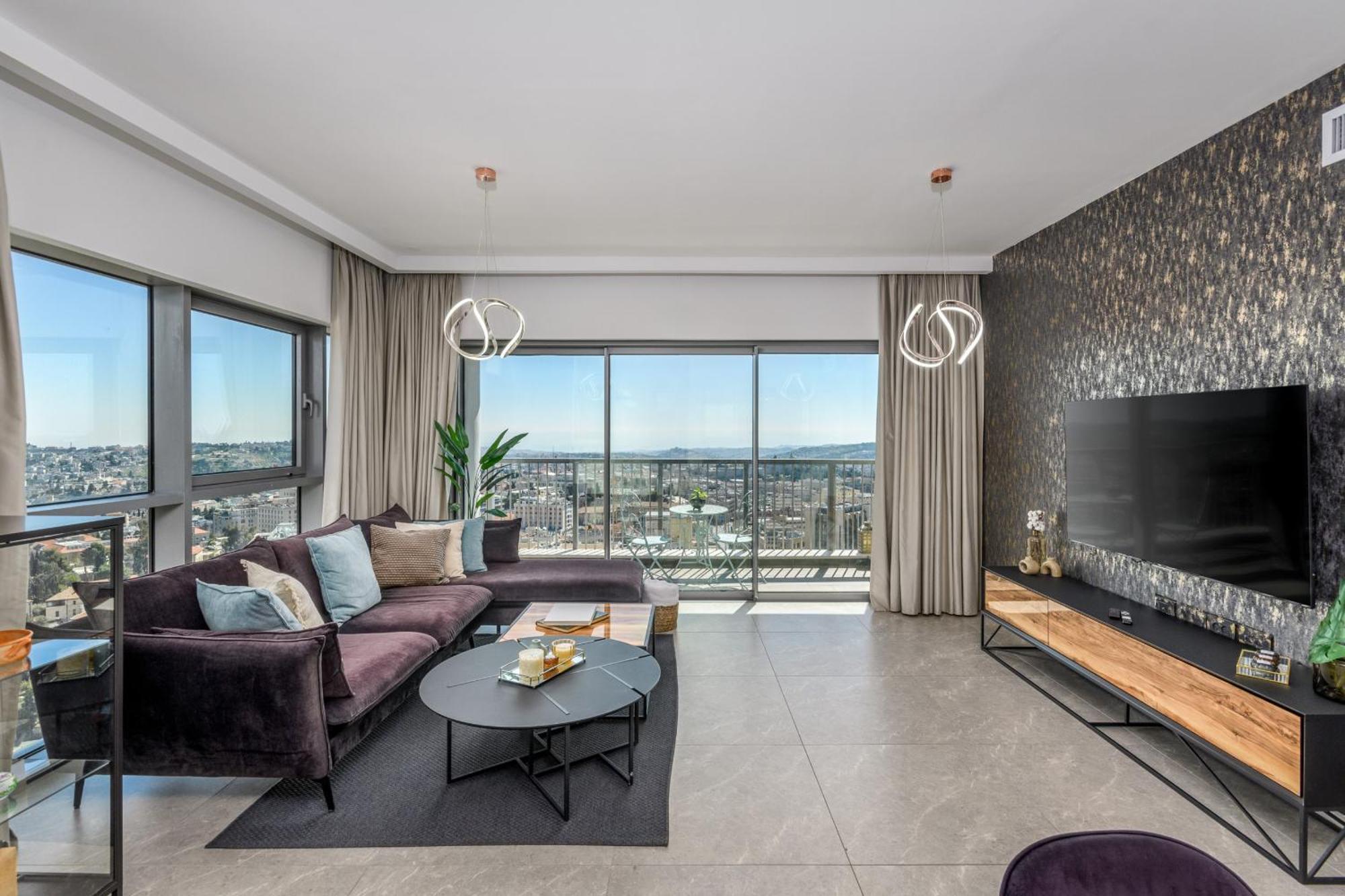 Unique Masterpiece In The Heart Of